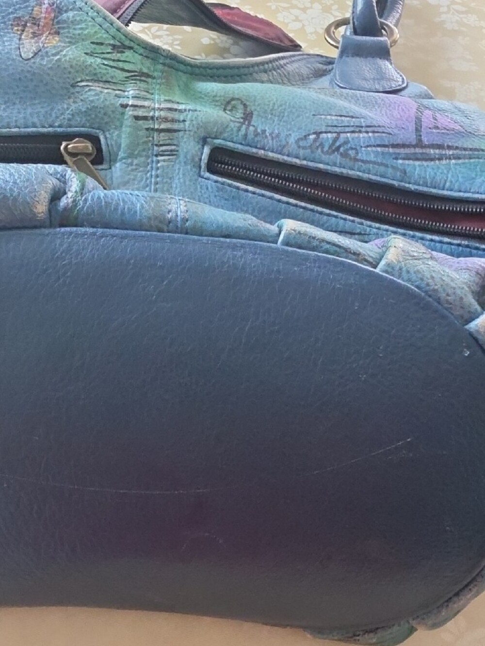 Hand-Painted Blue Floral Lotus Shoulder Bag.KOI FISH - Picture 12 of 13